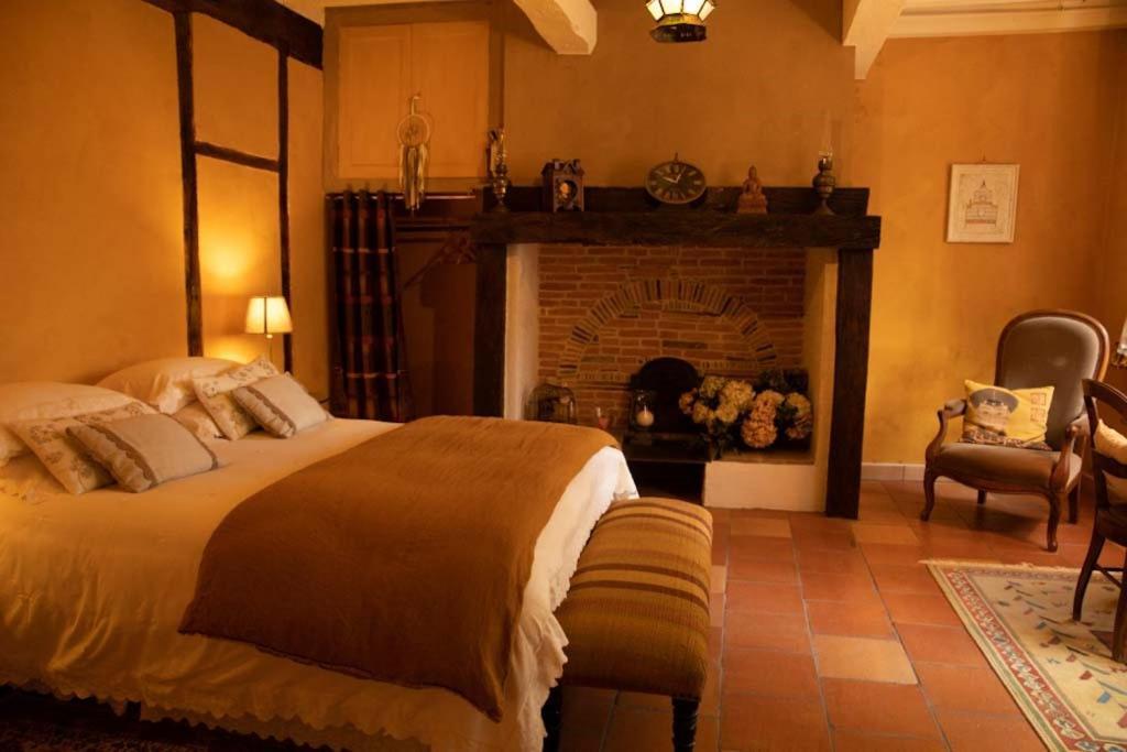 Le Logis Saint Victor Hotel Coufouleux Exterior photo